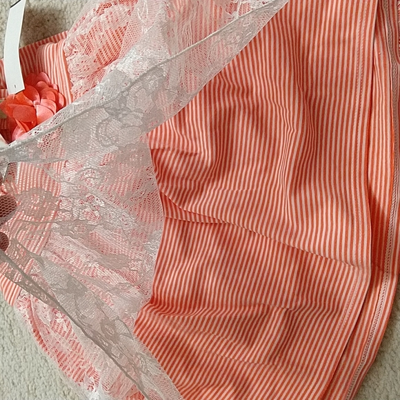 3/$33 NWT 2-pc Sweet Heart Rose Tunic and Capri Leggings 24M - Picture 6 of 10